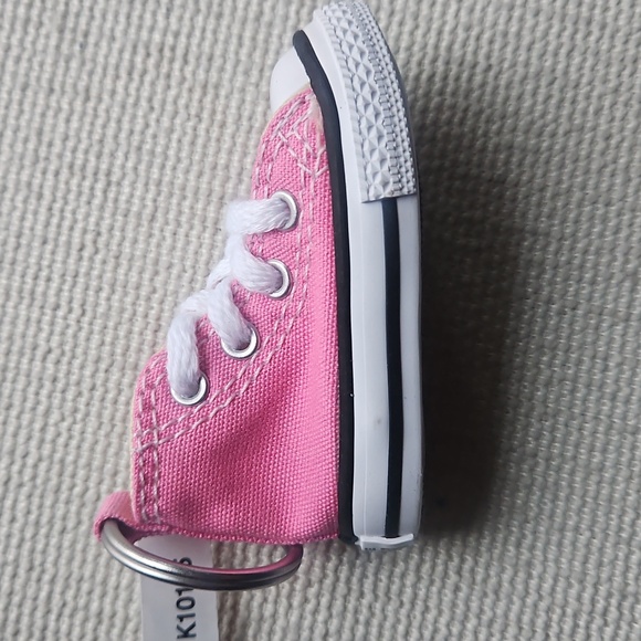 Converse Pink Mini Shoe Keychain - Picture 5 of 9